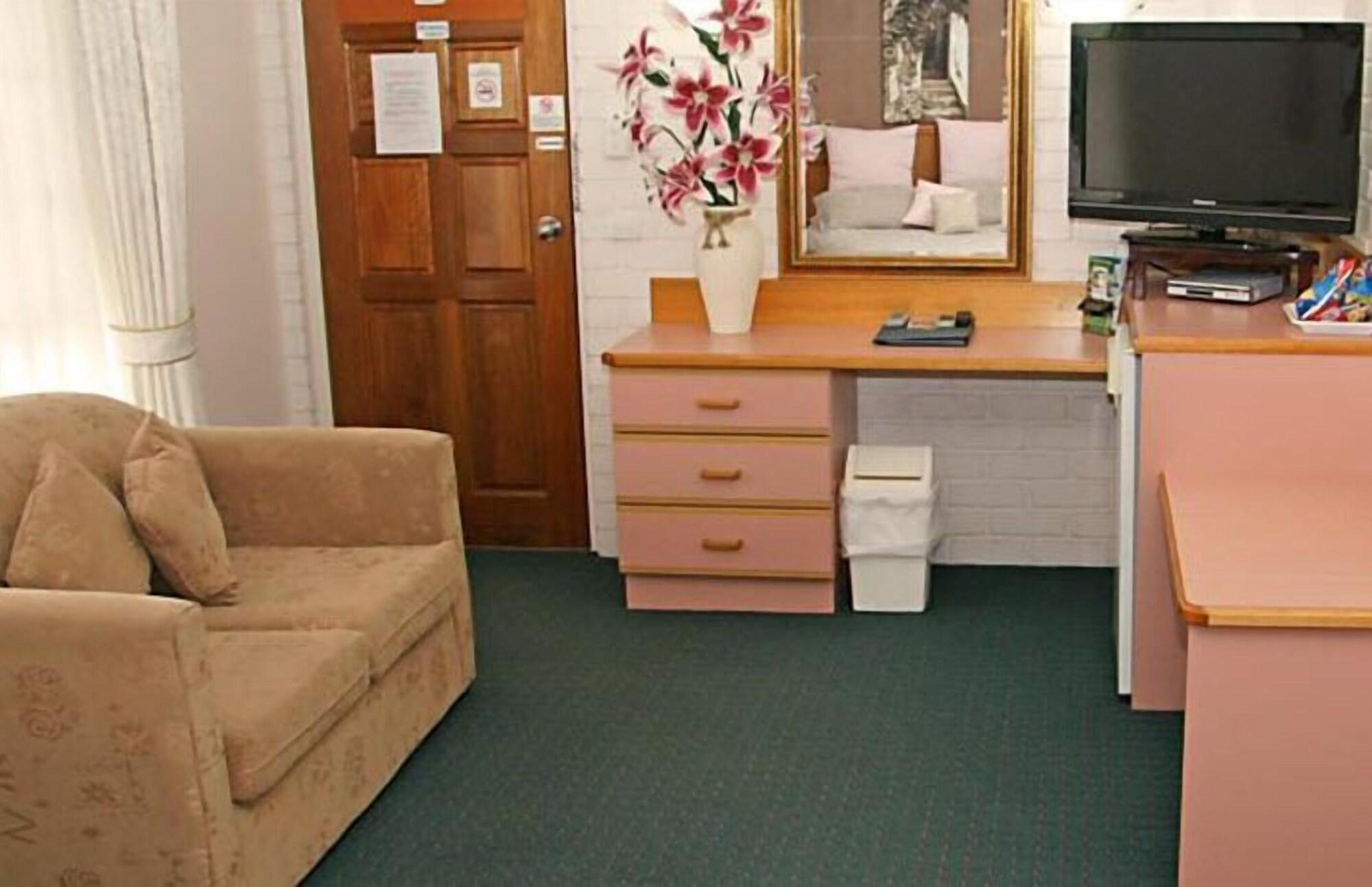 Sapphire Waters Motor Inn Merimbula Dış mekan fotoğraf