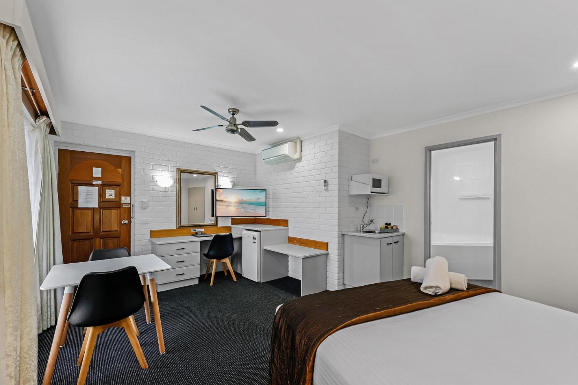 Sapphire Waters Motor Inn Merimbula Dış mekan fotoğraf